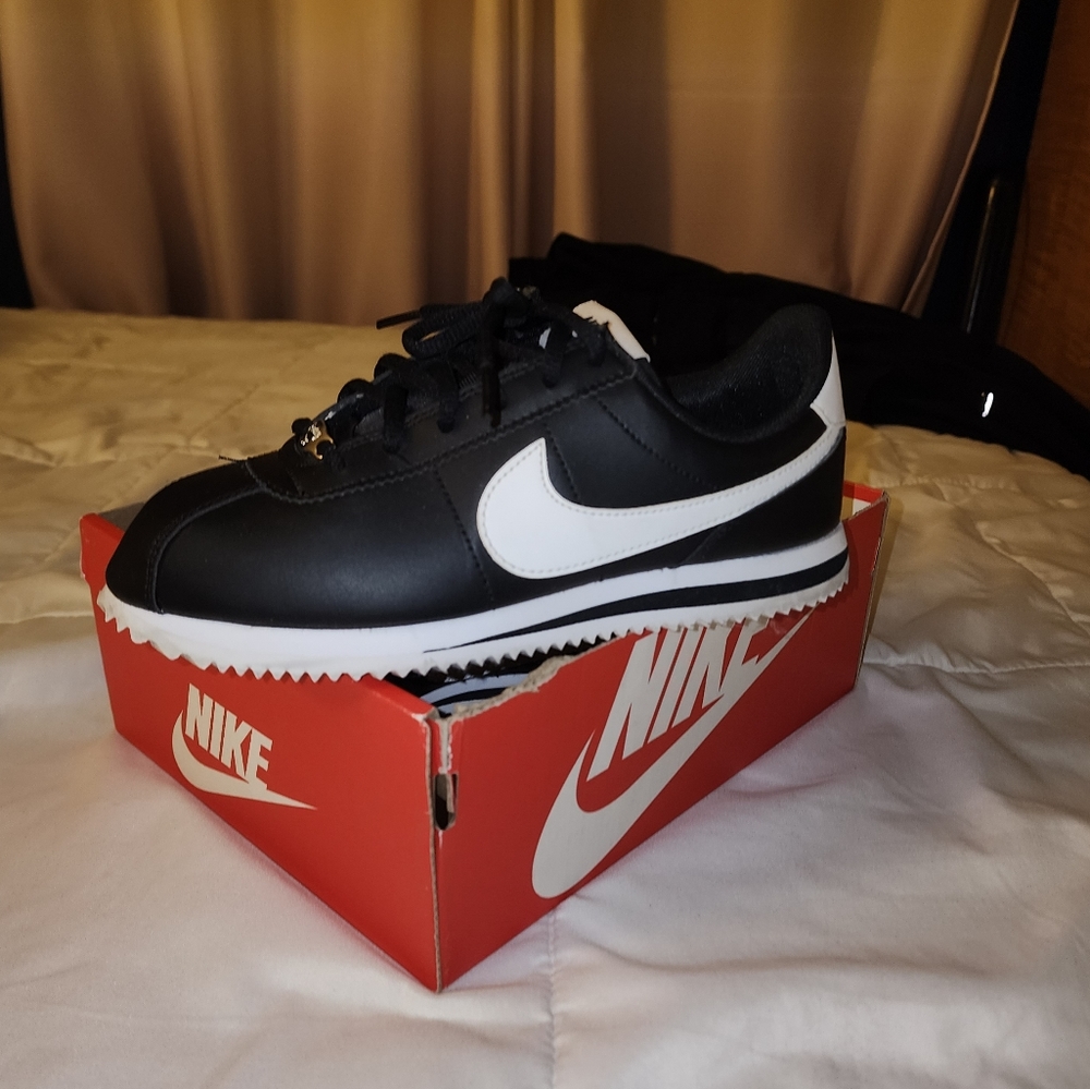 Nike Cortez Black/White
